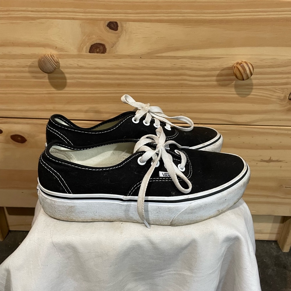 Platform vans authentic